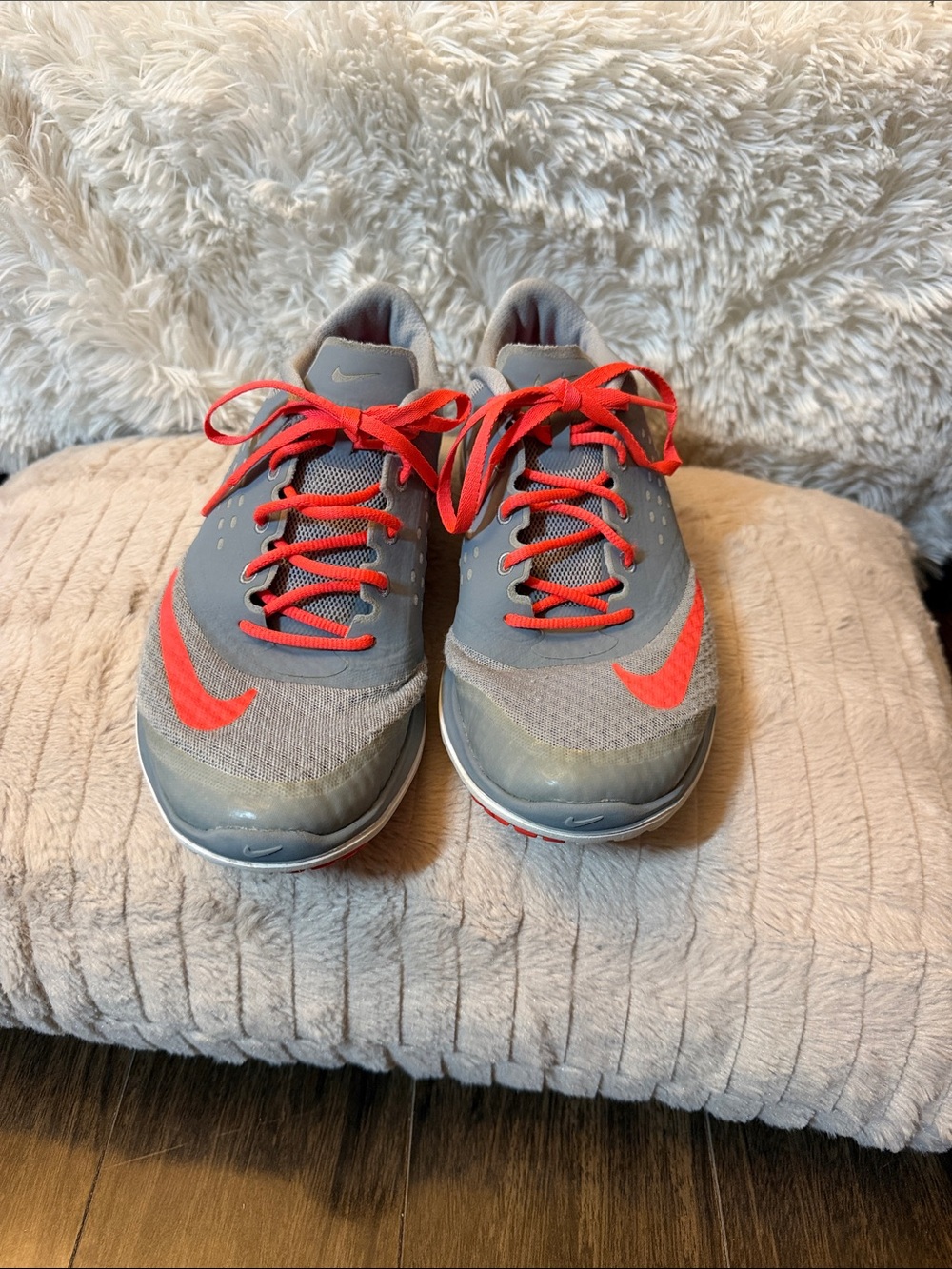 Nike Gray Sneakers with Bright Accents